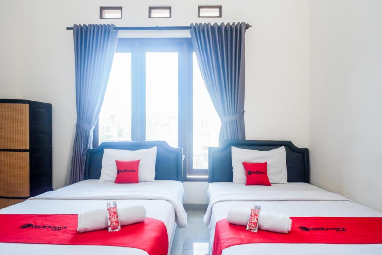 Reddoorz At Mahameru Residence Yogyakarta Kejayan Dış mekan fotoğraf